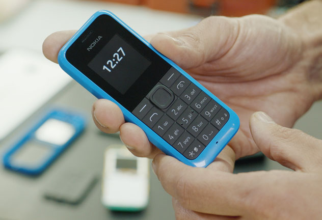 Nokia 105 Dual Sim Button Mobile (2015) - Image 2