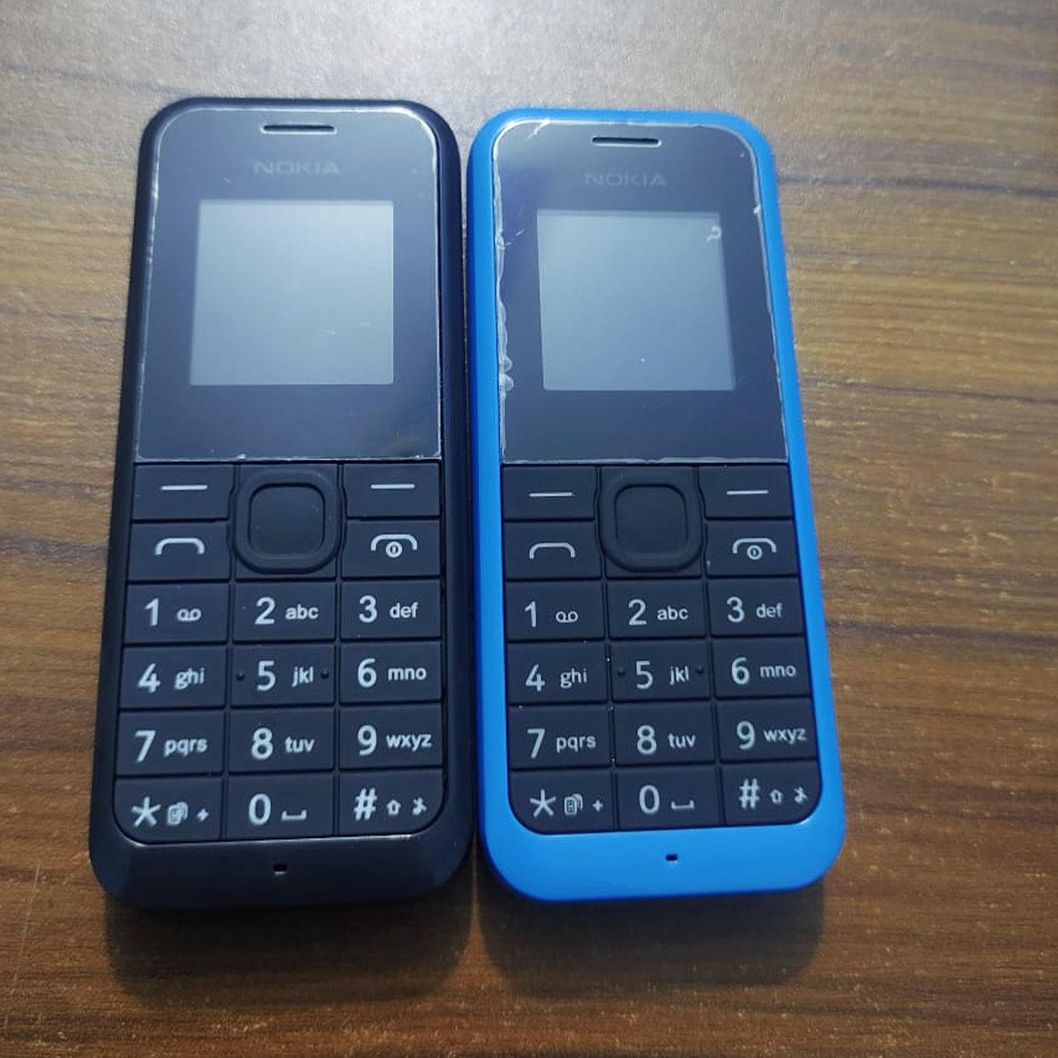 Nokia 105 Dual Sim Button Mobile (2015) - Image 4