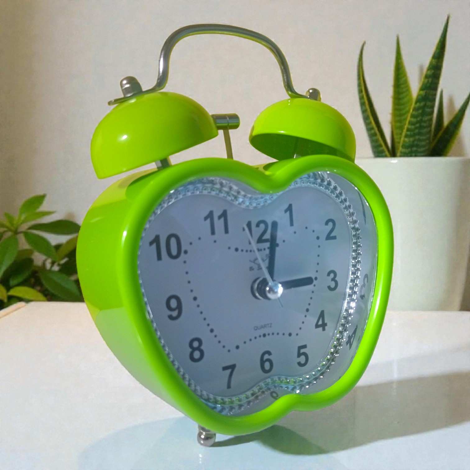 Stylish Apple-Shaped Alarm Clock - Image 3